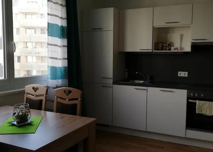 Exquisit Simmering Apartment *